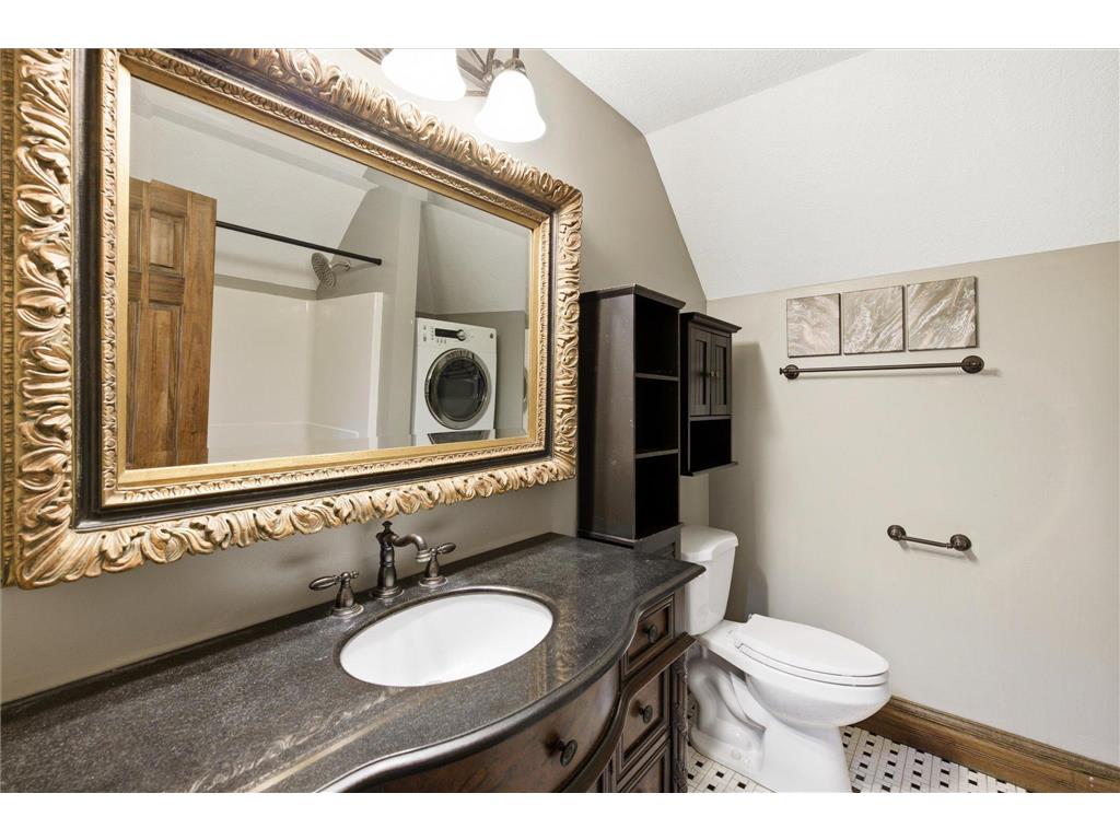131 Main Street N Shakopee MN 55379 7069533 image12