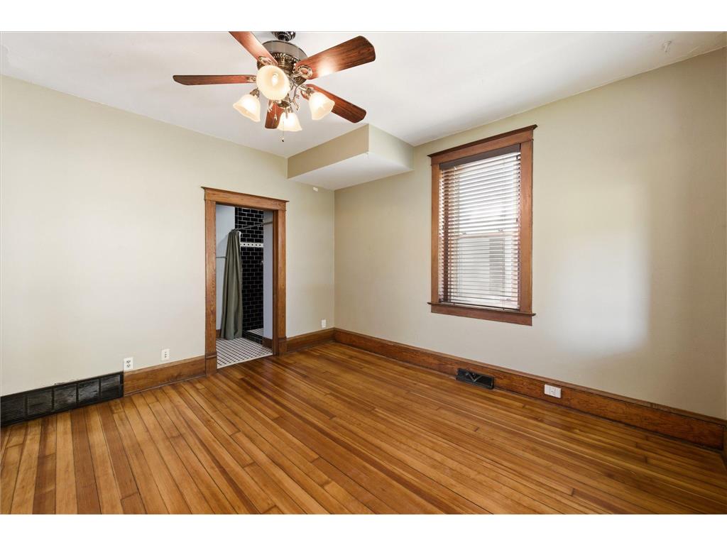 131 Main Street N Shakopee MN 55379 7069533 image4