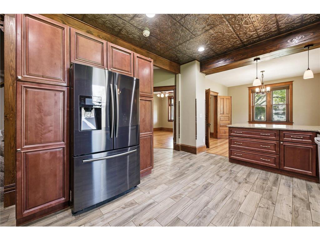 131 Main Street N Shakopee MN 55379 7069533 image8