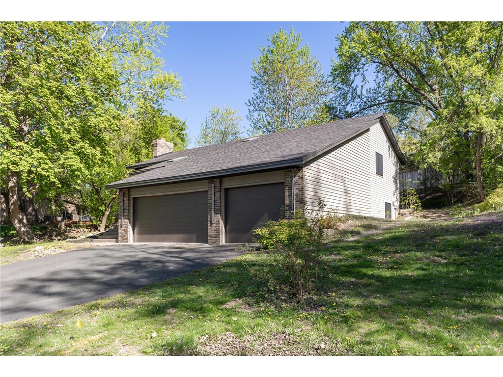 131 Oak Shore Drive Burnsville MN 55306 - Crystal 6716122 image2