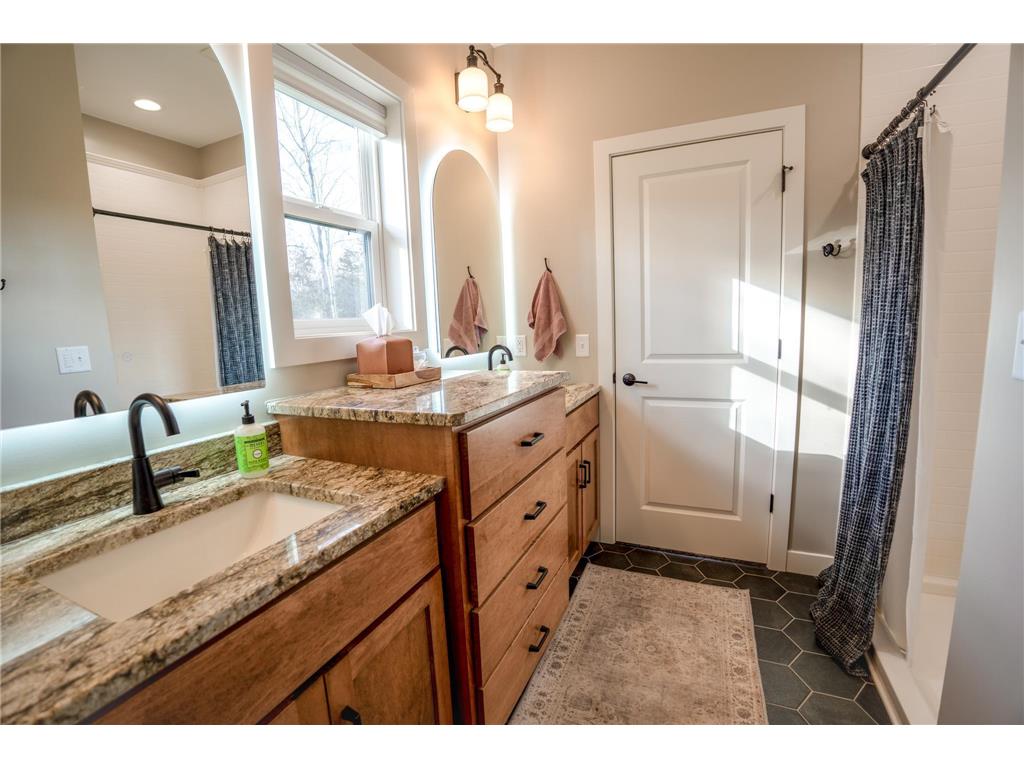 131 Pine Street NW New London MN 56273 6820189 image33