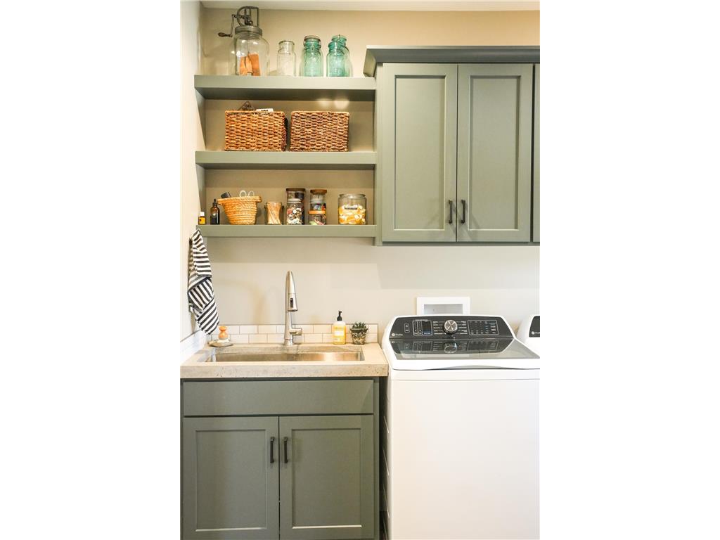 131 Pine Street NW New London MN 56273 6820189 image41