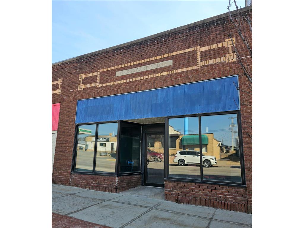 131 W Main Street Spring Grove MN 55974 6678667 image1