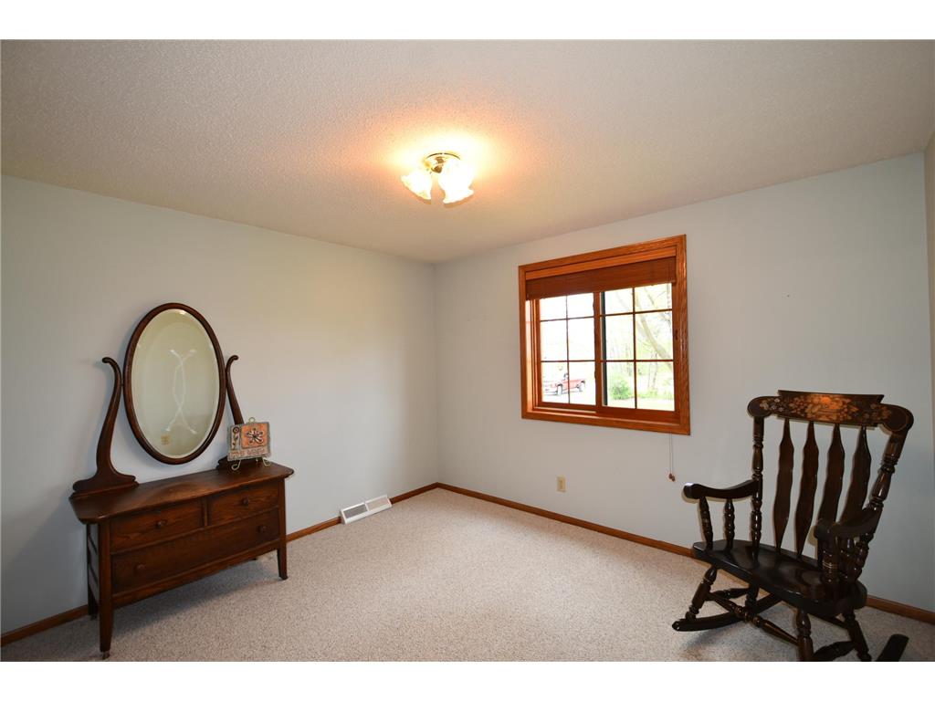 131 Walnut Zumbrota MN 55992 7071650 image11