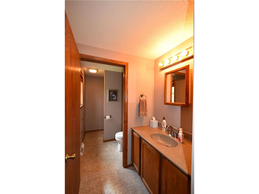 131 Walnut Zumbrota MN 55992 7071650 image15