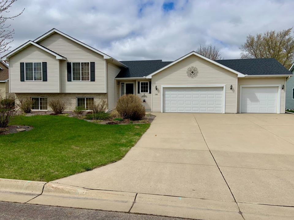 1310 Cottage Lane SE, Owatonna, MN 55060 MLS 5758044 Edina Realty