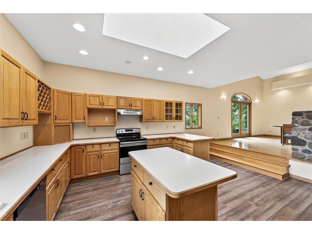 1310 Deerwood Drive Eagan MN 55123 6709547 image13