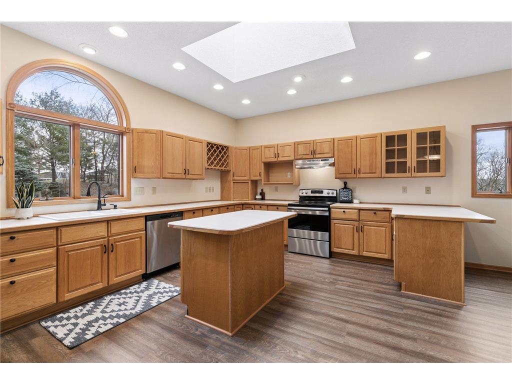 1310 Deerwood Drive Eagan MN 55123 6709547 image16