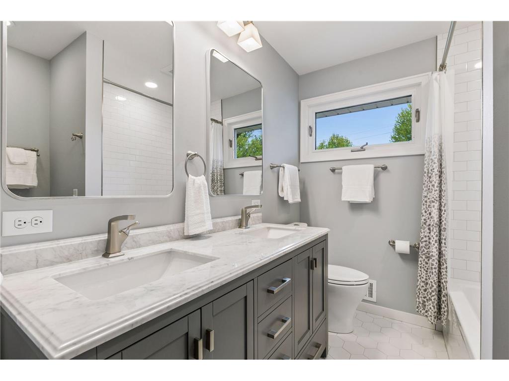 1310 Oak Street W Stillwater MN 55082 7061750 image25