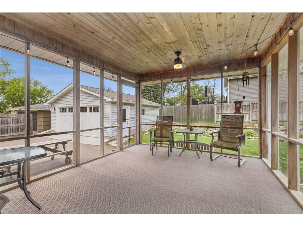 1310 Oak Street W Stillwater MN 55082 7061750 image9
