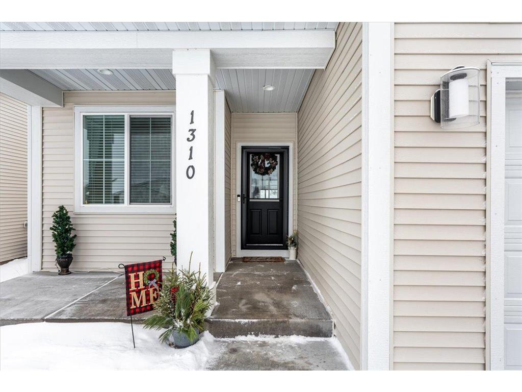 1310 Rose Street New Richmond WI 54017 6809034 image3