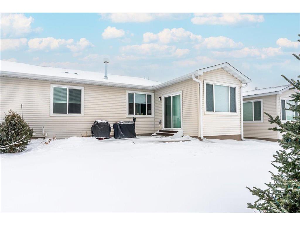 1310 Rose Street New Richmond WI 54017 6809034 image4