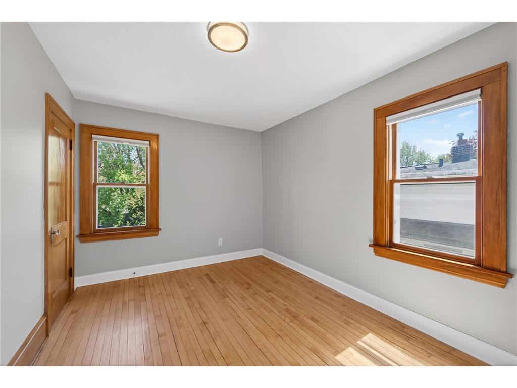 1310 Thomas Avenue N Minneapolis MN 55411 7070905 image13