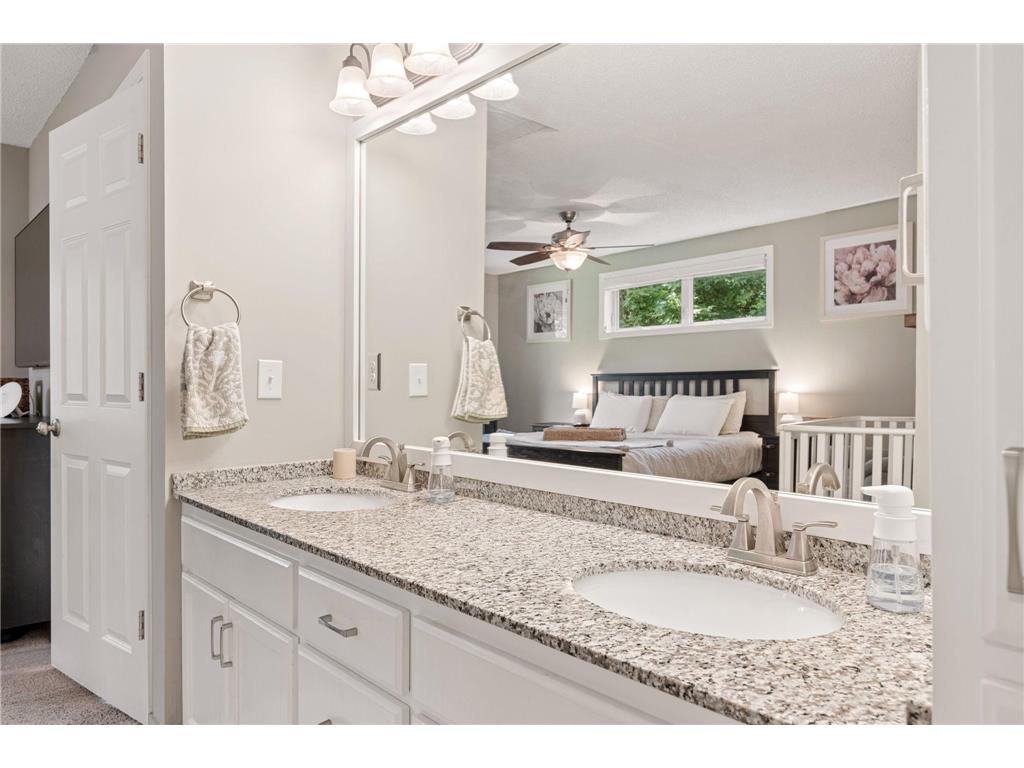 13101 Penn Avenue S Burnsville MN 55337 7098973 image24