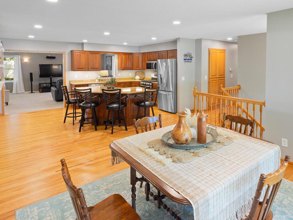 13103 Parkwood Drive Burnsville MN 55337 6778504 image1