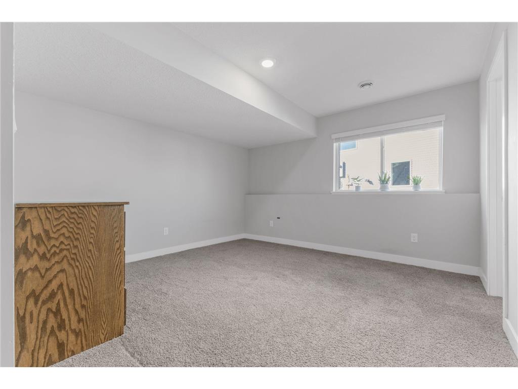13104 National Street NE Blaine MN 55449 7109563 image33