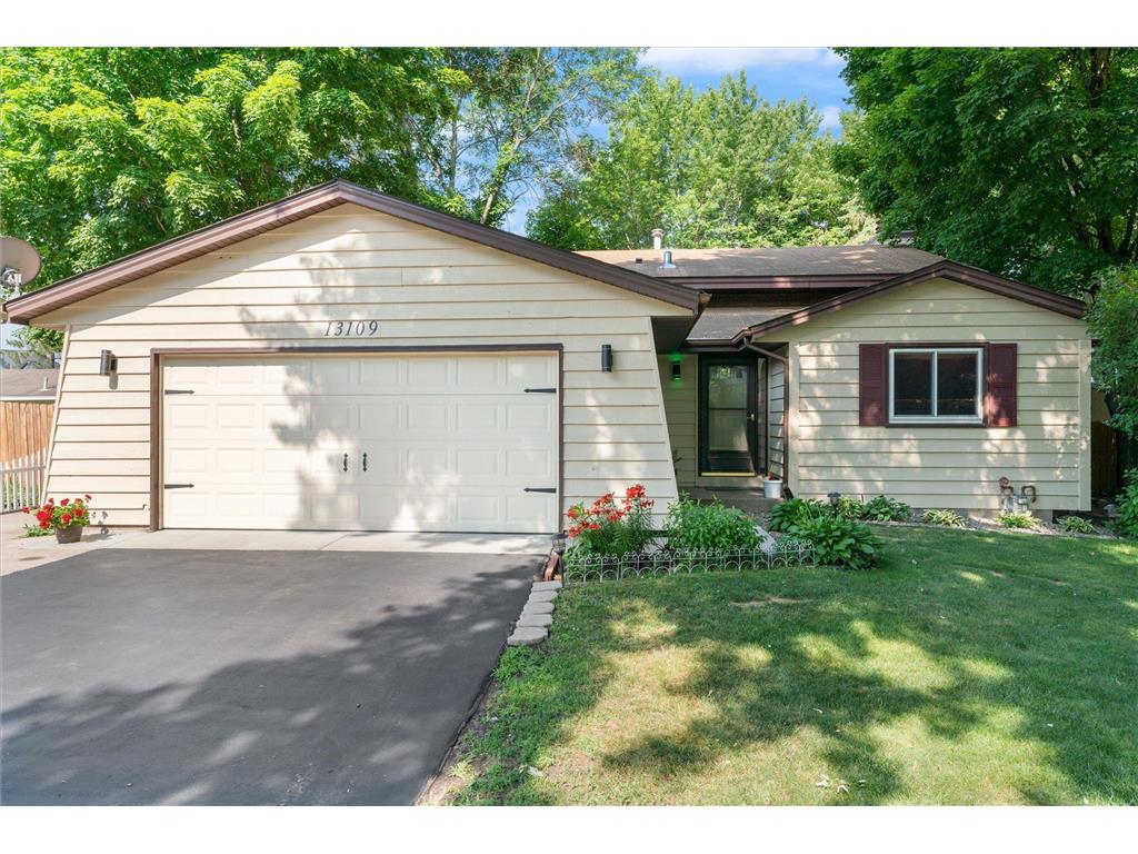 13109 Valley Lane N, Champlin, MN, 55316 MLS 6385274 Edina Realty