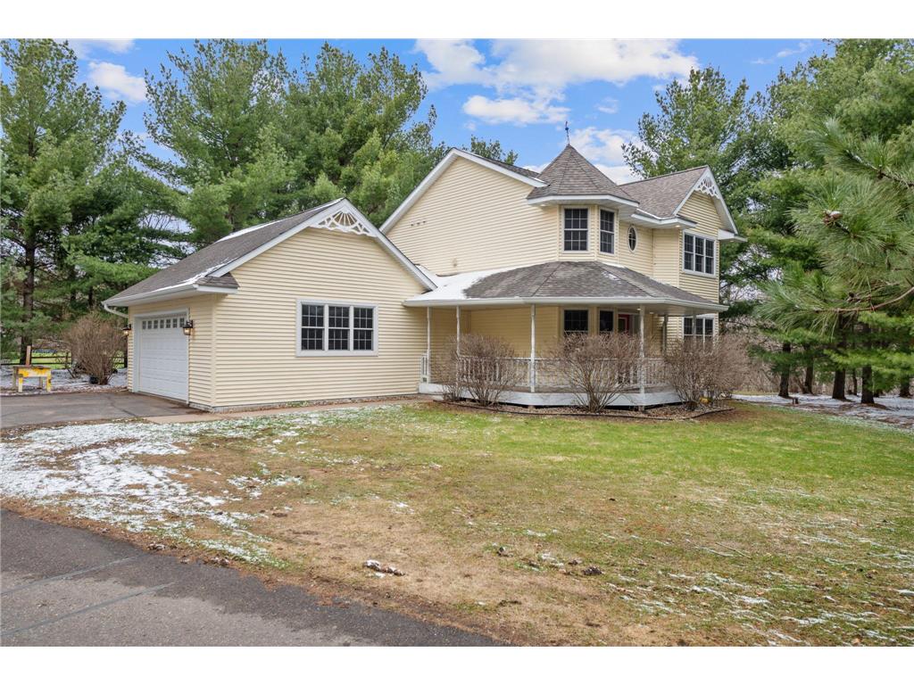 1311 216th Avenue New Richmond WI 54017 6356923 image1