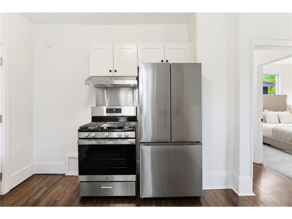 1311 30th Avenue N Minneapolis MN 55411 7067191 image14