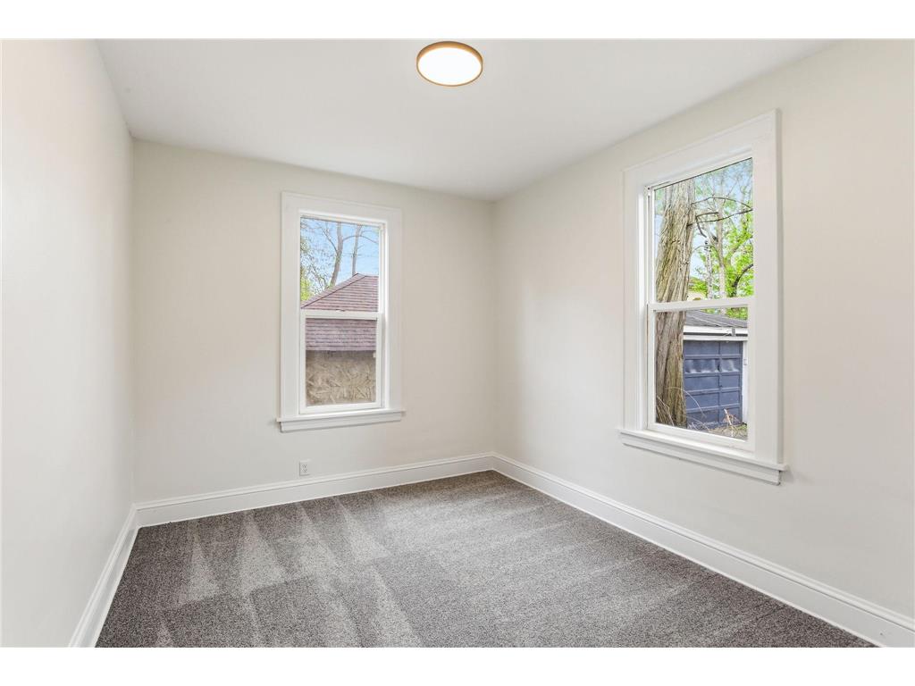 1311 30th Avenue N Minneapolis MN 55411 7067191 image19
