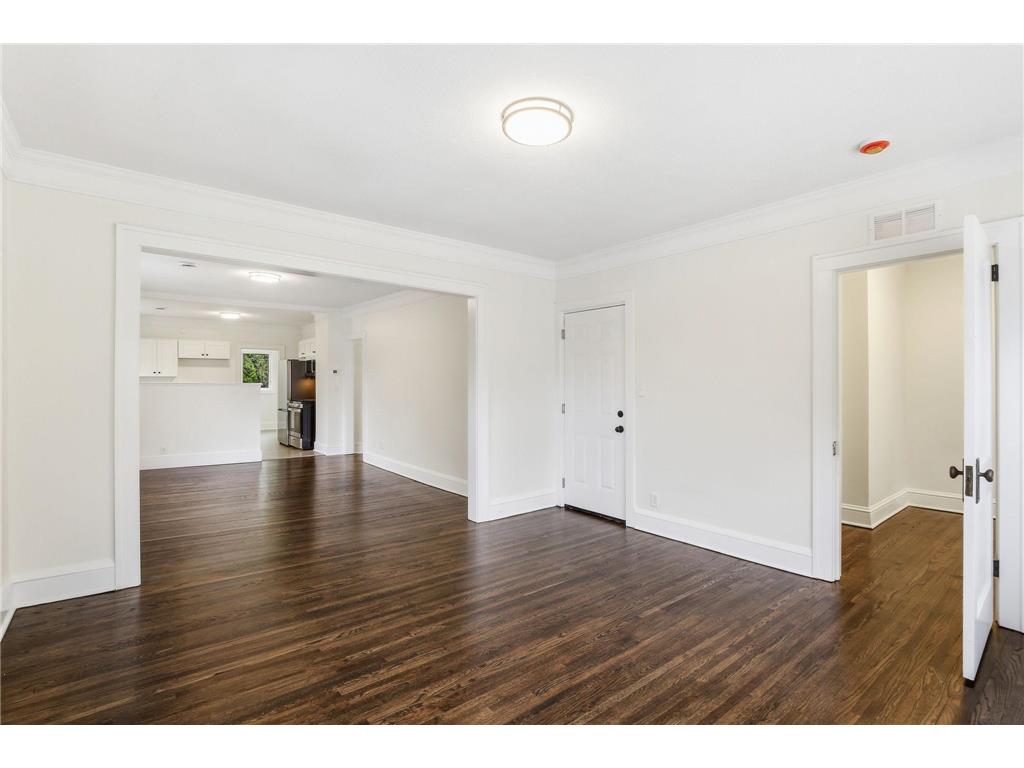 1311 30th Avenue N Minneapolis MN 55411 7067191 image25