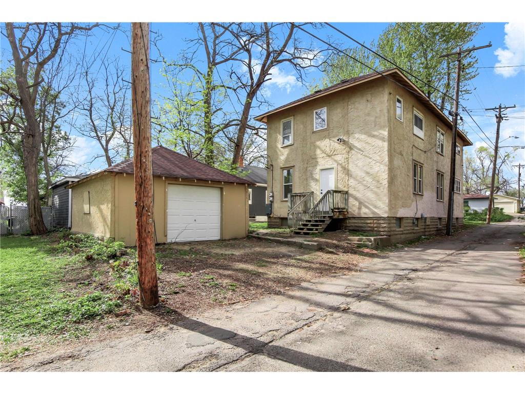 1311 30th Avenue N Minneapolis MN 55411 7067191 image42