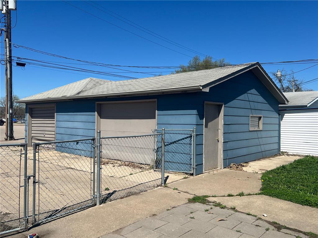 1311 Caledonia Street La Crosse WI 54603 7067706 image5