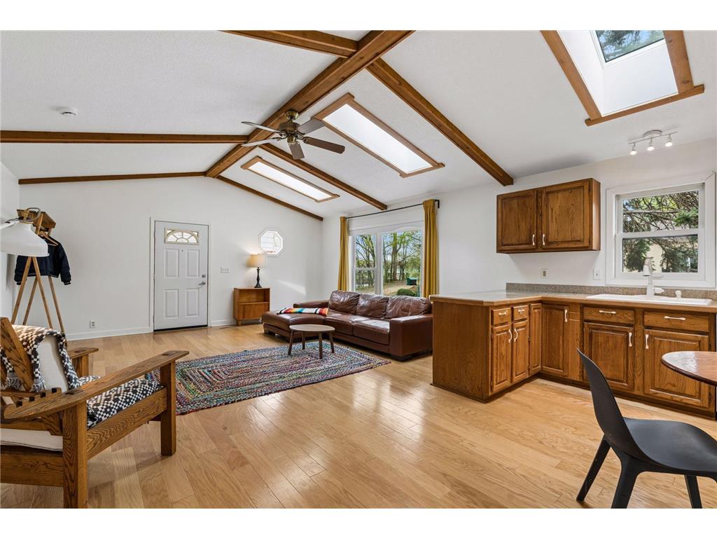 1311 Idaho Avenue W Saint Paul MN 55108 7035728 image32