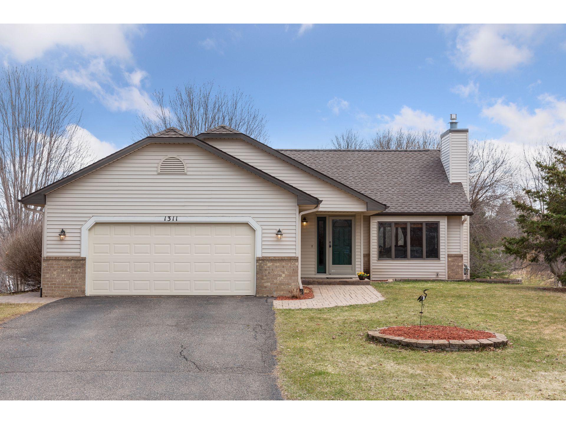 1311 Lake Susan Hills Drive, Chanhassen, MN 55317 MLS 5731788