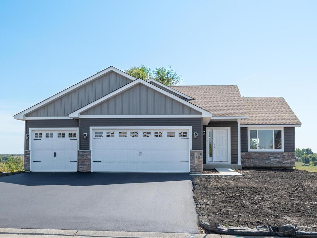 1311 Mulberry Avenue NE Montgomery MN 56069 6438801 image1