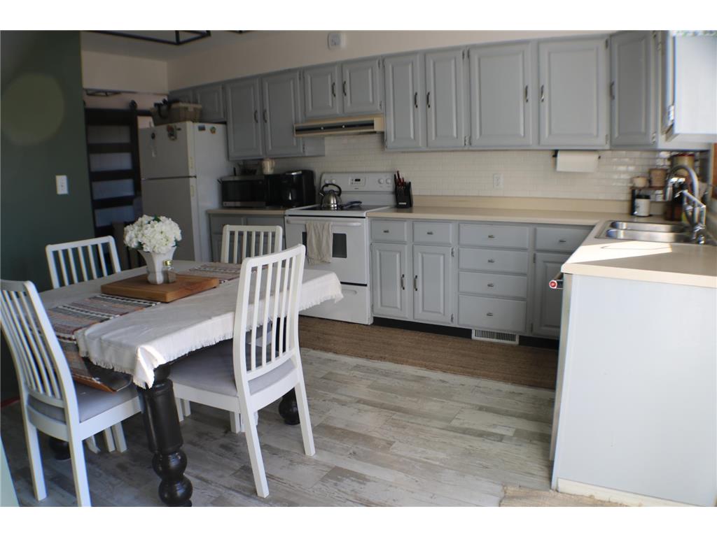 1311 N Elm Street Fairmont MN 56031 6813933 image4