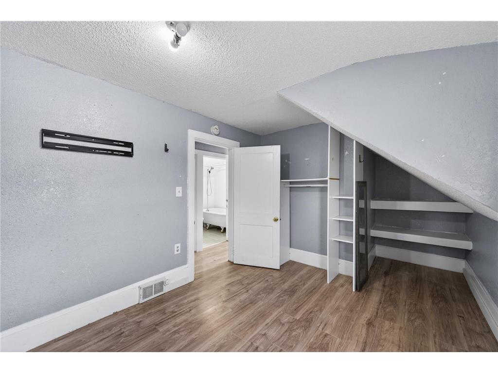 1311 Pacific Street Saint Paul MN 55106 7020016 image15