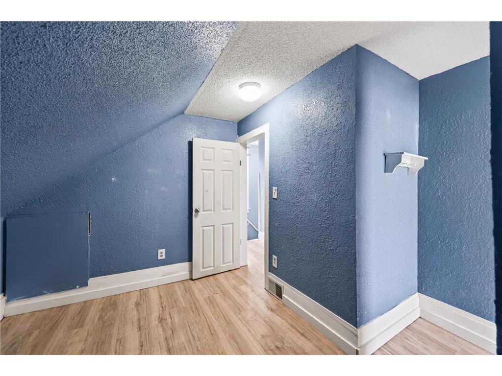 1311 Pacific Street Saint Paul MN 55106 7020016 image18