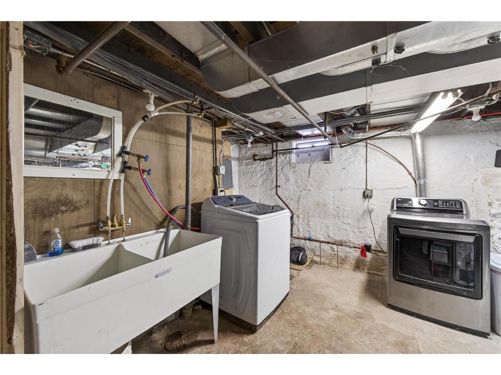 1311 Pacific Street Saint Paul MN 55106 7020016 image22