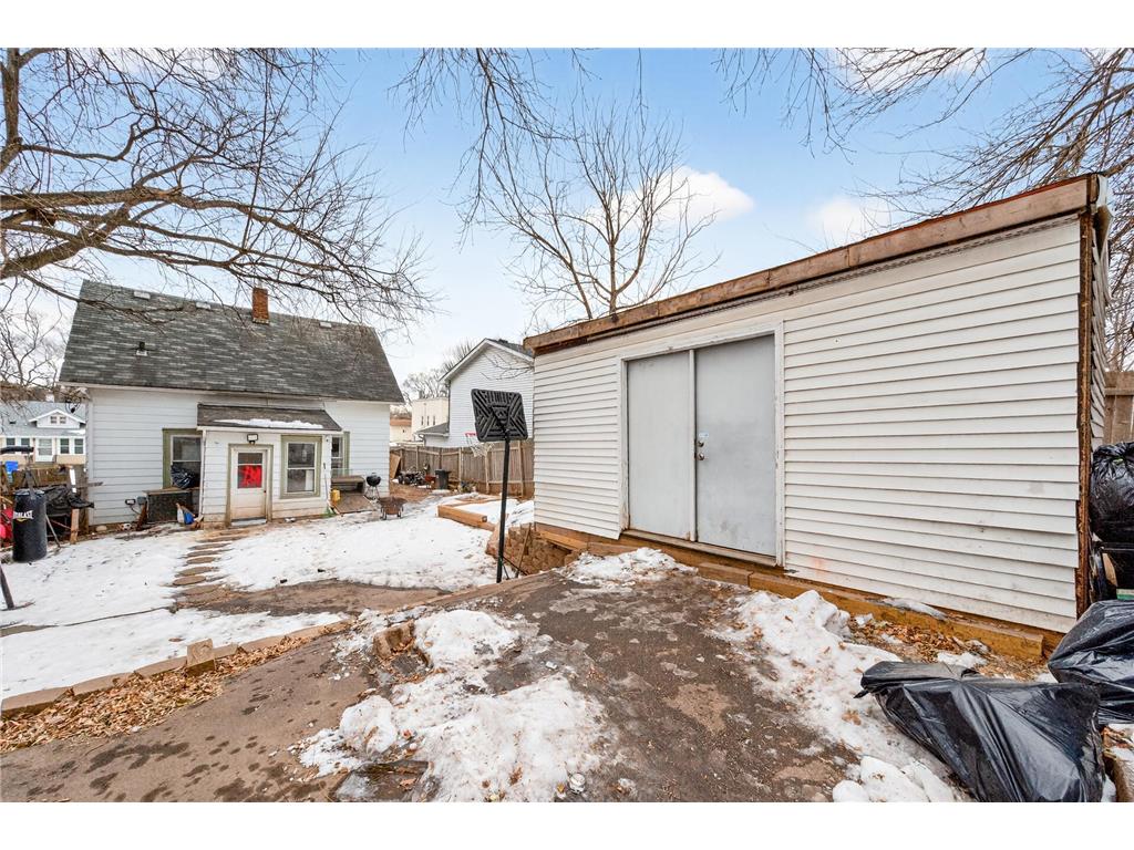 1311 Pacific Street Saint Paul MN 55106 7020016 image26