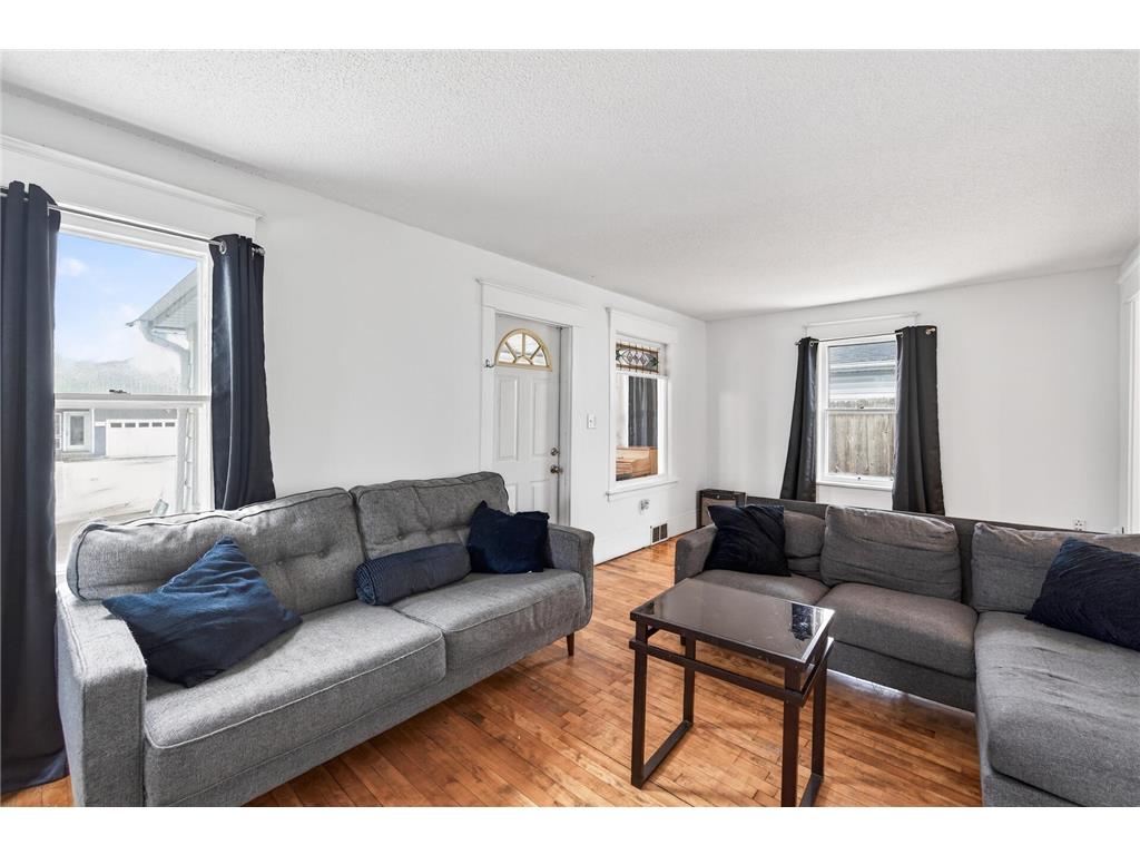 1311 Pacific Street Saint Paul MN 55106 7020016 image8