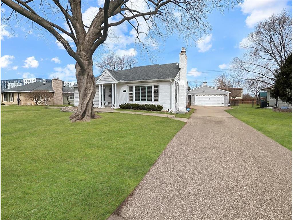 1311 Preston Lane Hopkins MN 55343 6513425 image1