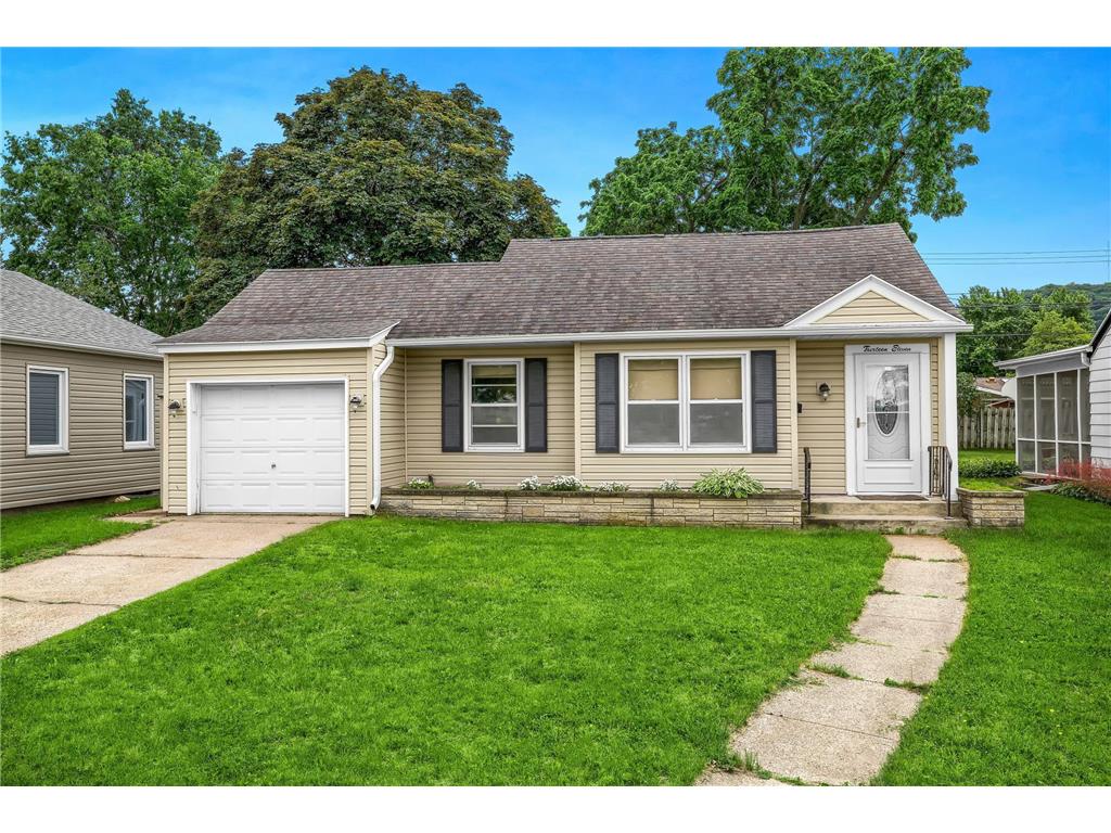 1311 W 5th Street Winona MN 55987 6551940 image1