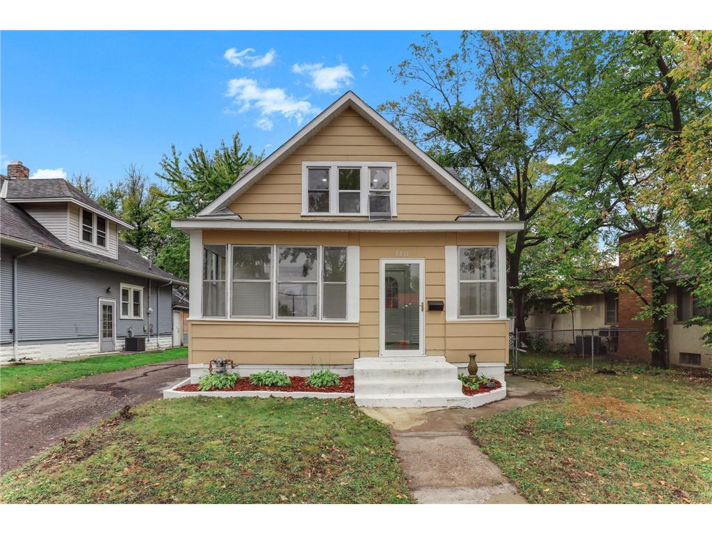 1311 White Bear Avenue N Saint Paul MN 55106 6802520 image1