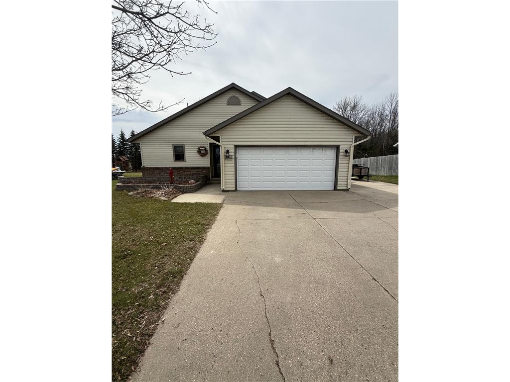 1312 19th Avenue SE Willmar MN 56201 7054917 image1