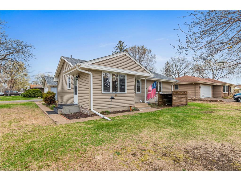 1312 72nd Avenue N Brooklyn Center MN 55430 7054725 image2