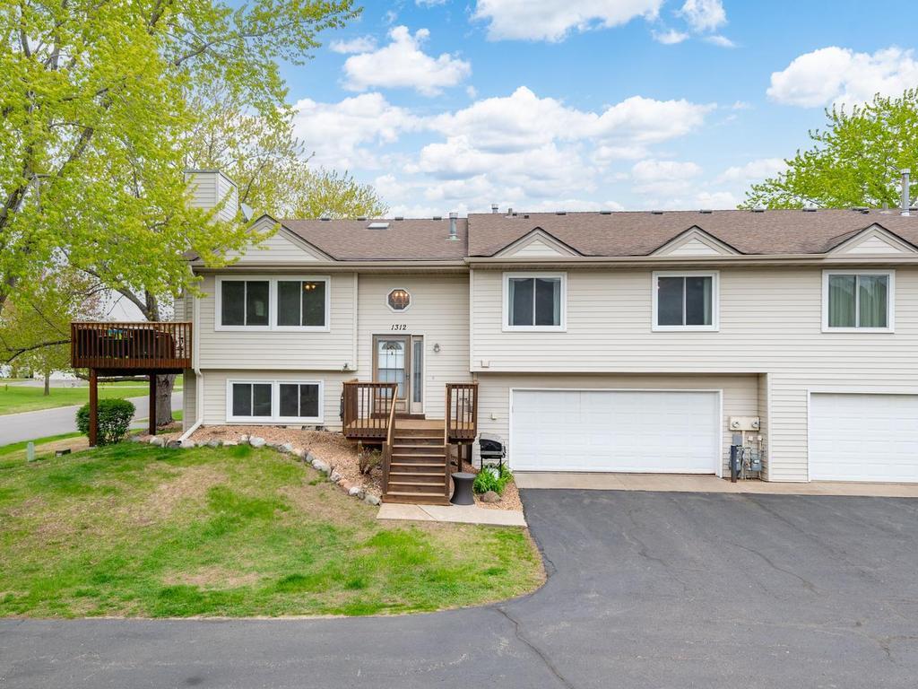 1312 Deercliff Lane Eagan MN 55123 7064890 image1