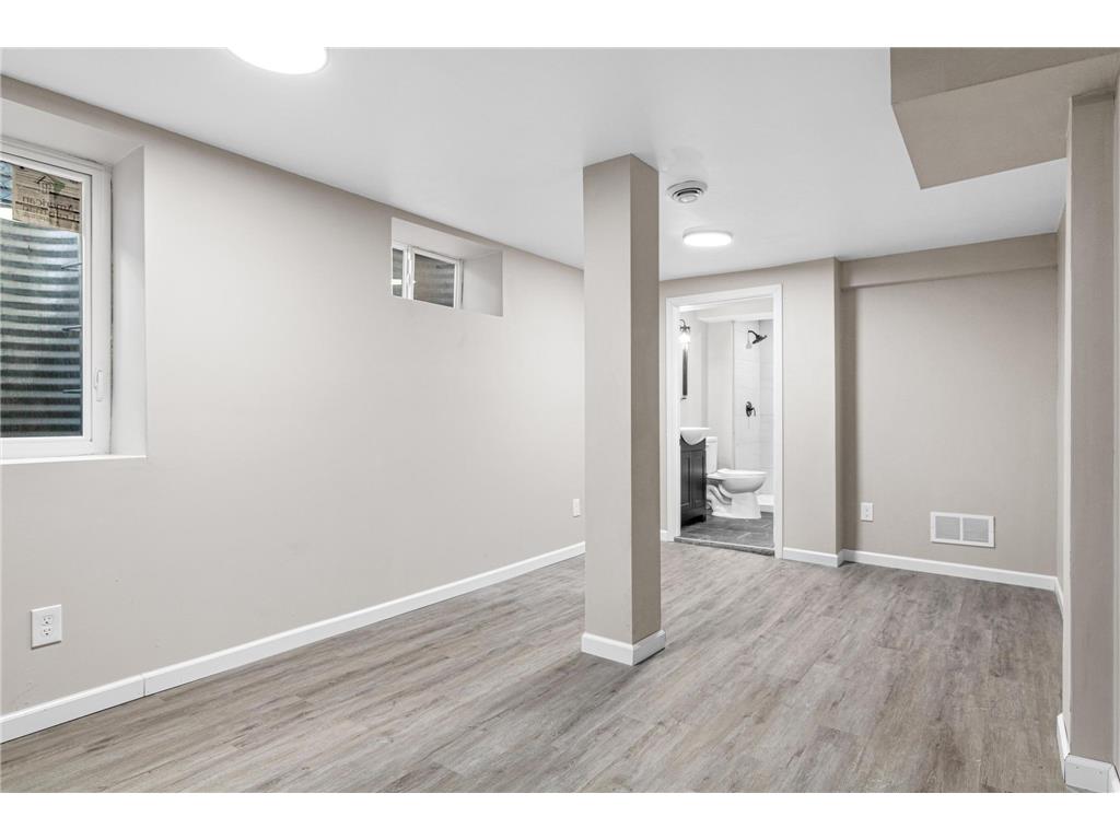 1312 Knox Avenue N Minneapolis MN 55411 6817504 image20