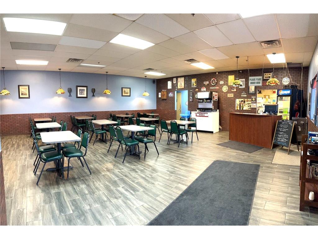 1312 Lakeland Drive SE #Giovanni's Willmar MN 56201 6671483 image4