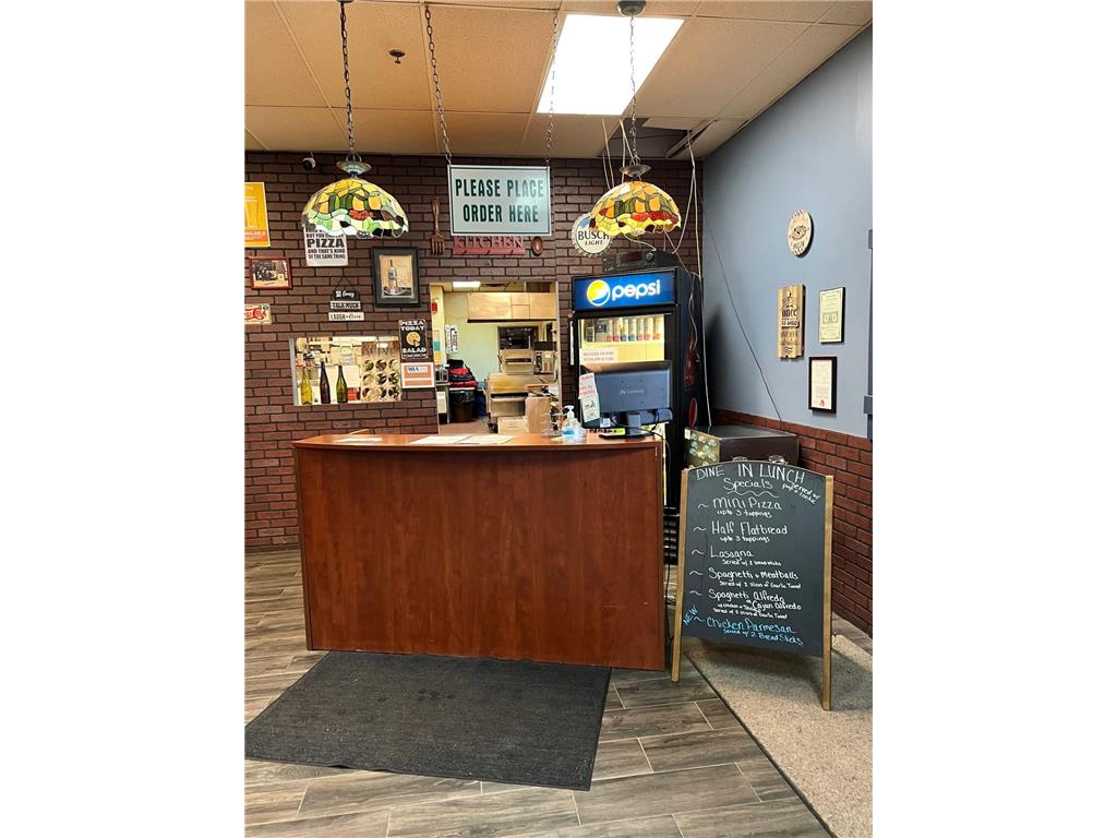 1312 Lakeland Drive SE #Giovanni's Willmar MN 56201 6671483 image7