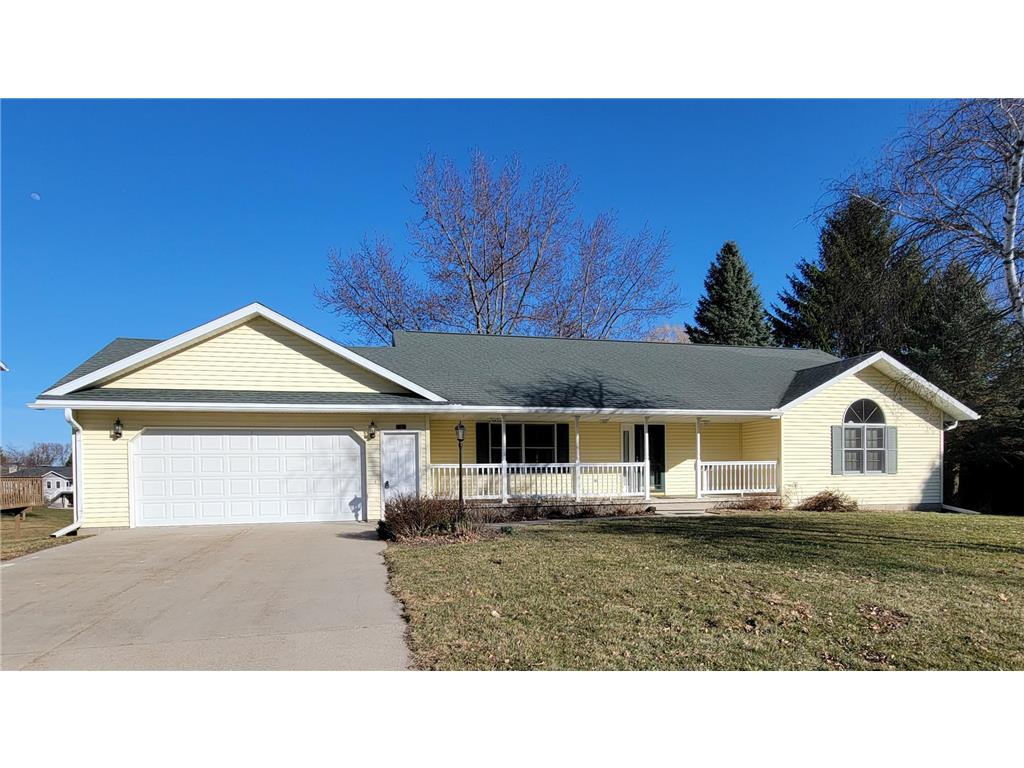 1312 Laurel Drive Decorah IA 52101 6509538 image1