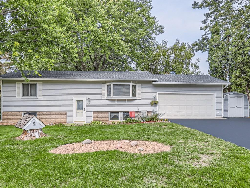 1312 Stephen Lane Chaska MN 55318 6442805 image1