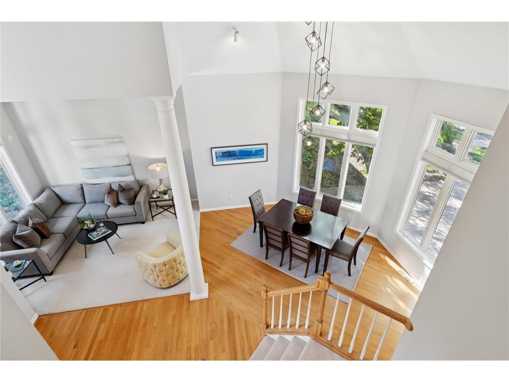 1312 Summit Oaks Drive Burnsville MN 55337 7007312 image1