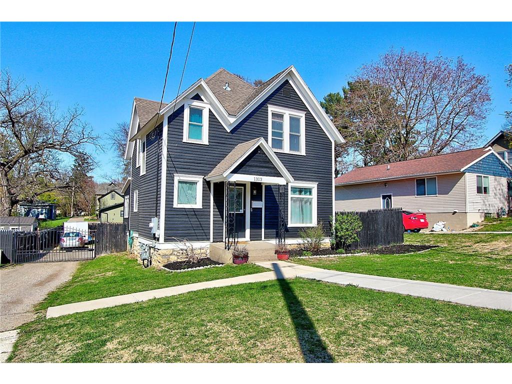 1313 Phelps Street Red Wing MN 55066 6714710 image1