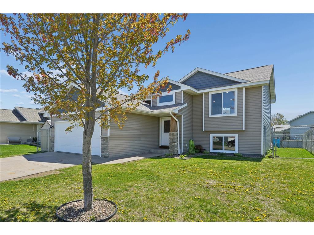 1314 Blue Jay Place New Richmond WI 54017 7067897 image1